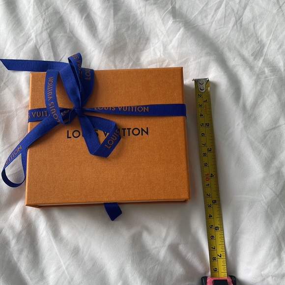 Louis Vuitton box - Picture 5 of 7
